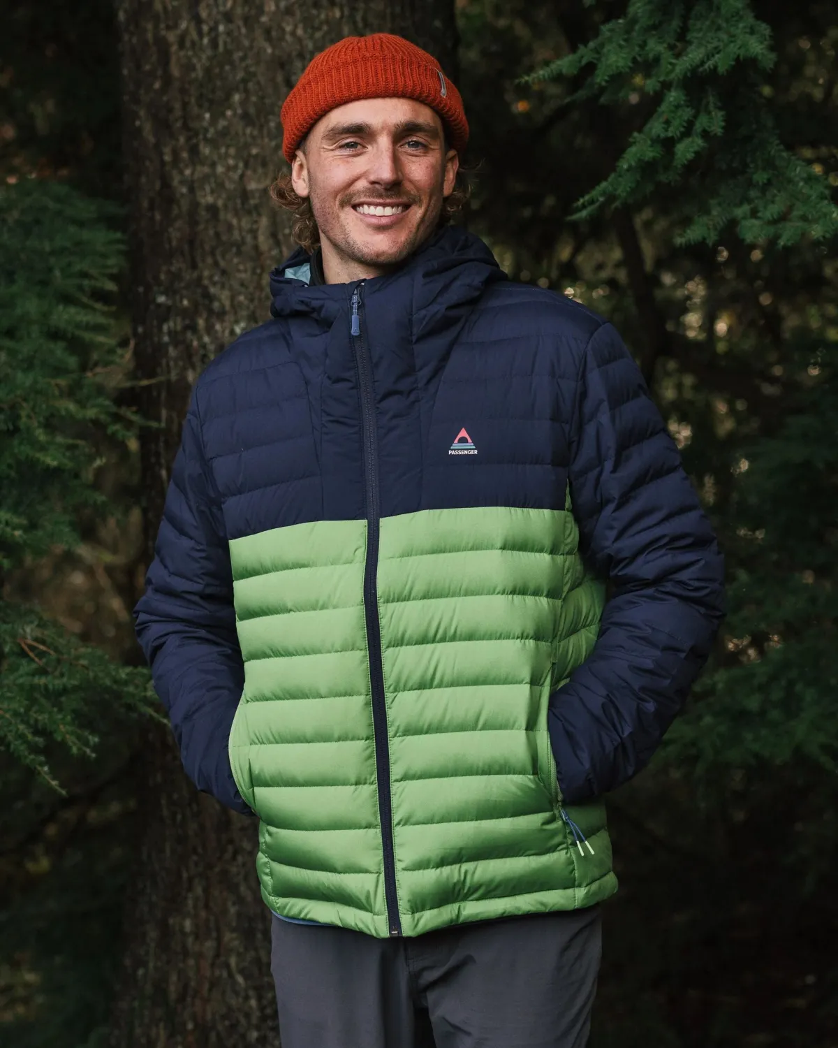 Passenger Ashland Recycled Down Jacket - Rich Navy/Pear Green RichNavy/PearGreen Store