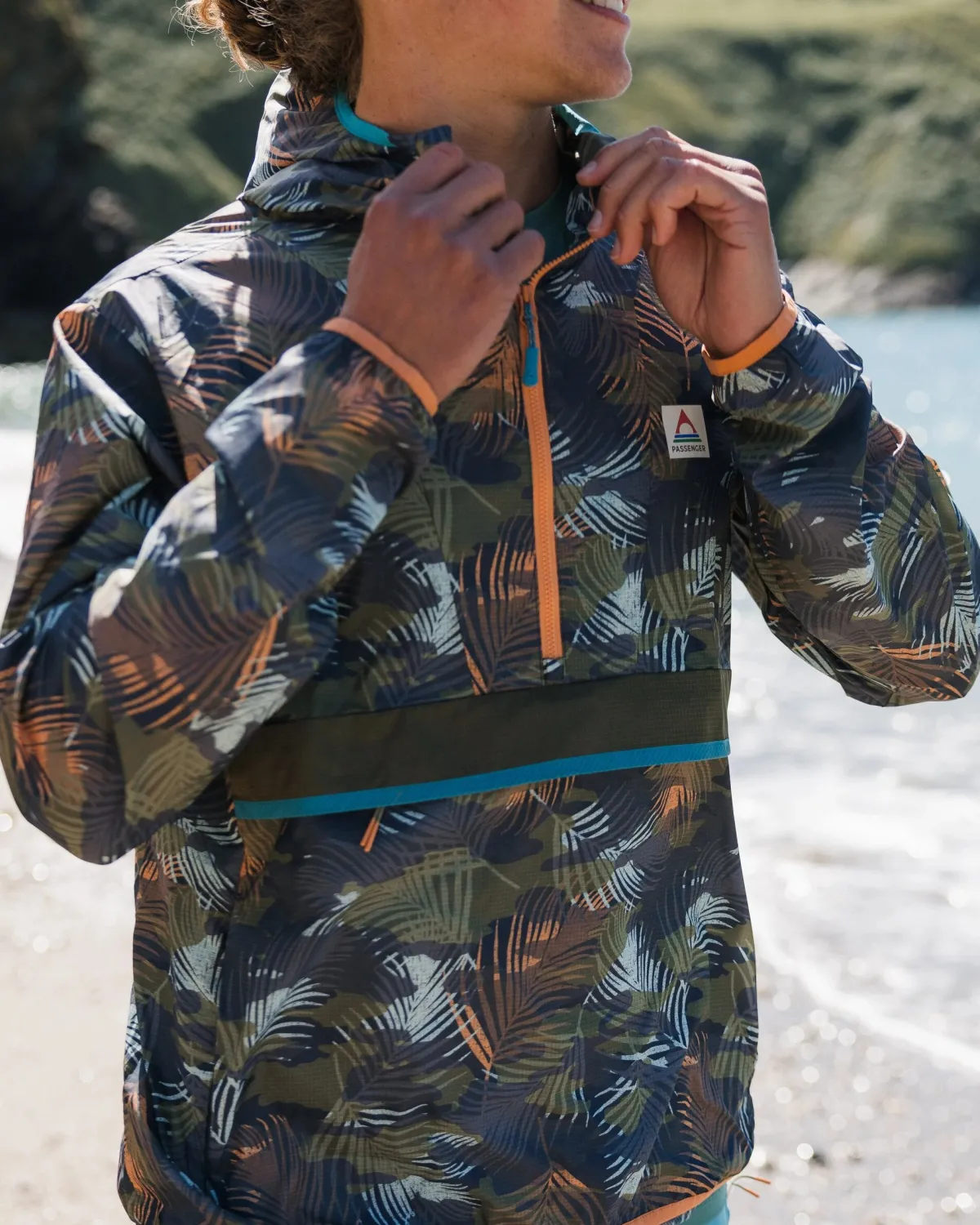 Passenger Gusto Recycled Windshell Pullover - Palm Camo Apricot PalmCamoApricot Cheap