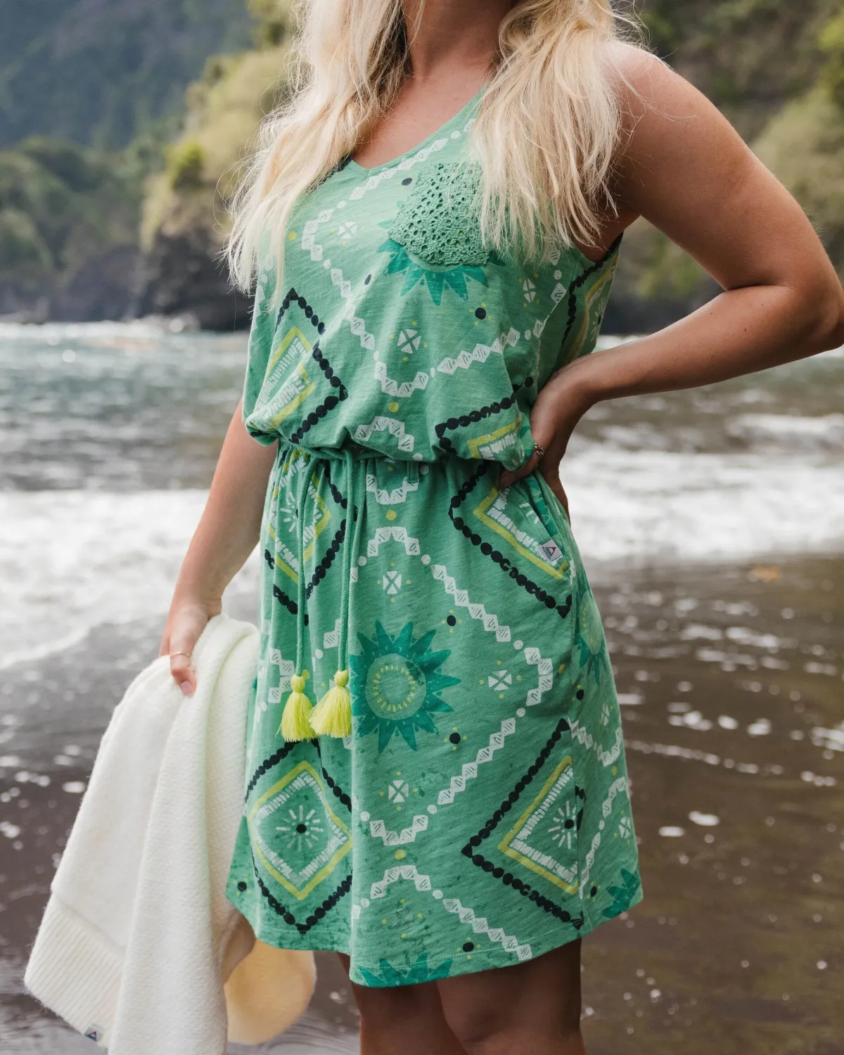 Passenger Rivergate Recycled Cotton Dress - Sunburst Green Spruce SunburstGreenSpruce Fashion