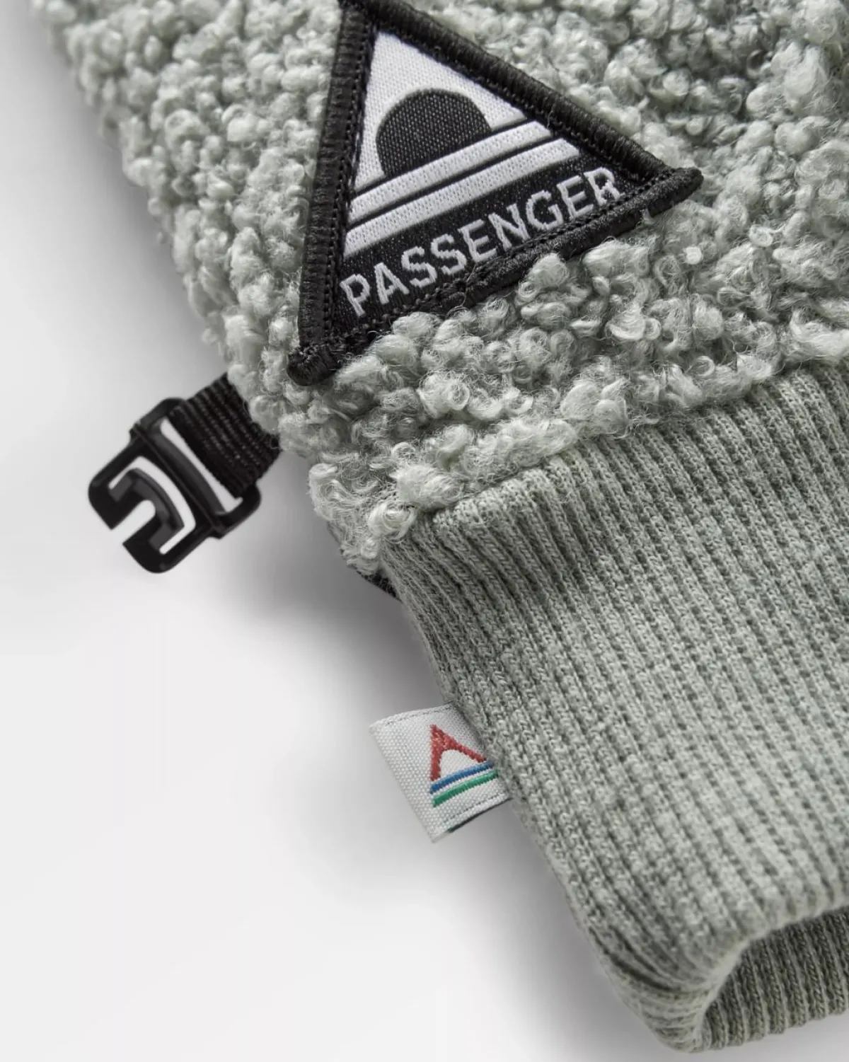 Passenger Snowfall 2.0 Recycled Sherpa Gloves - Pistachio Best