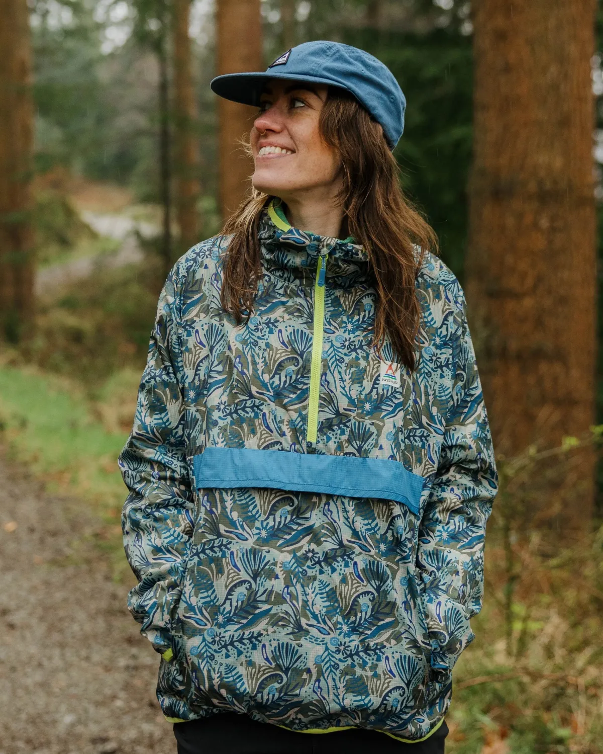 Passenger Viento Recycled Windshell Anorak - Abstract Seaweed Pistachio AbstractSeaweedPistachio Sale