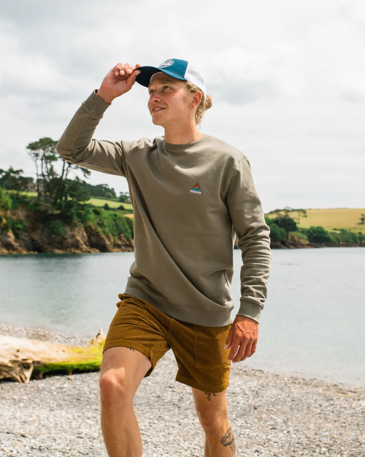 Passenger Vita Organic Cotton Sweatshirt - Dusty Olive DustyOlive Shop