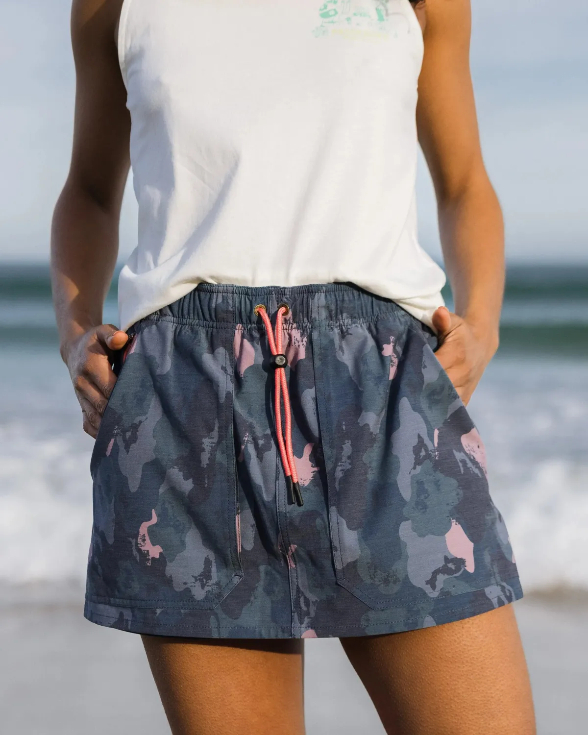 Passenger Wonderland Woven Skort - Sycamore Camo SycamoreCamo Shop